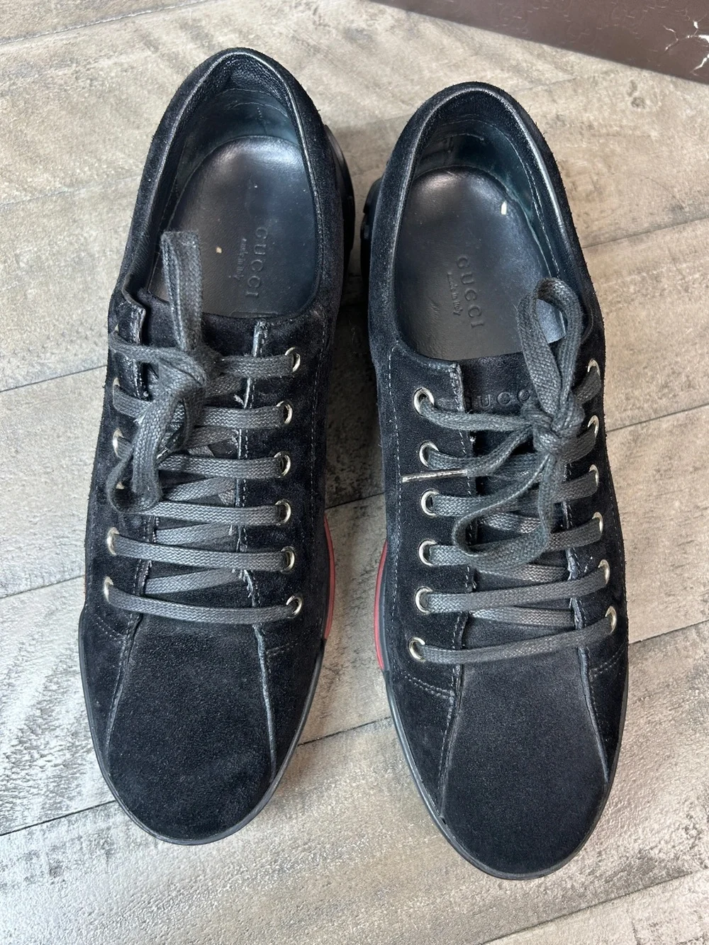 Gucci Script Logo Black Suede Low Top Sneakers Shoes Mens Size 7.5 38.5 G w/Box